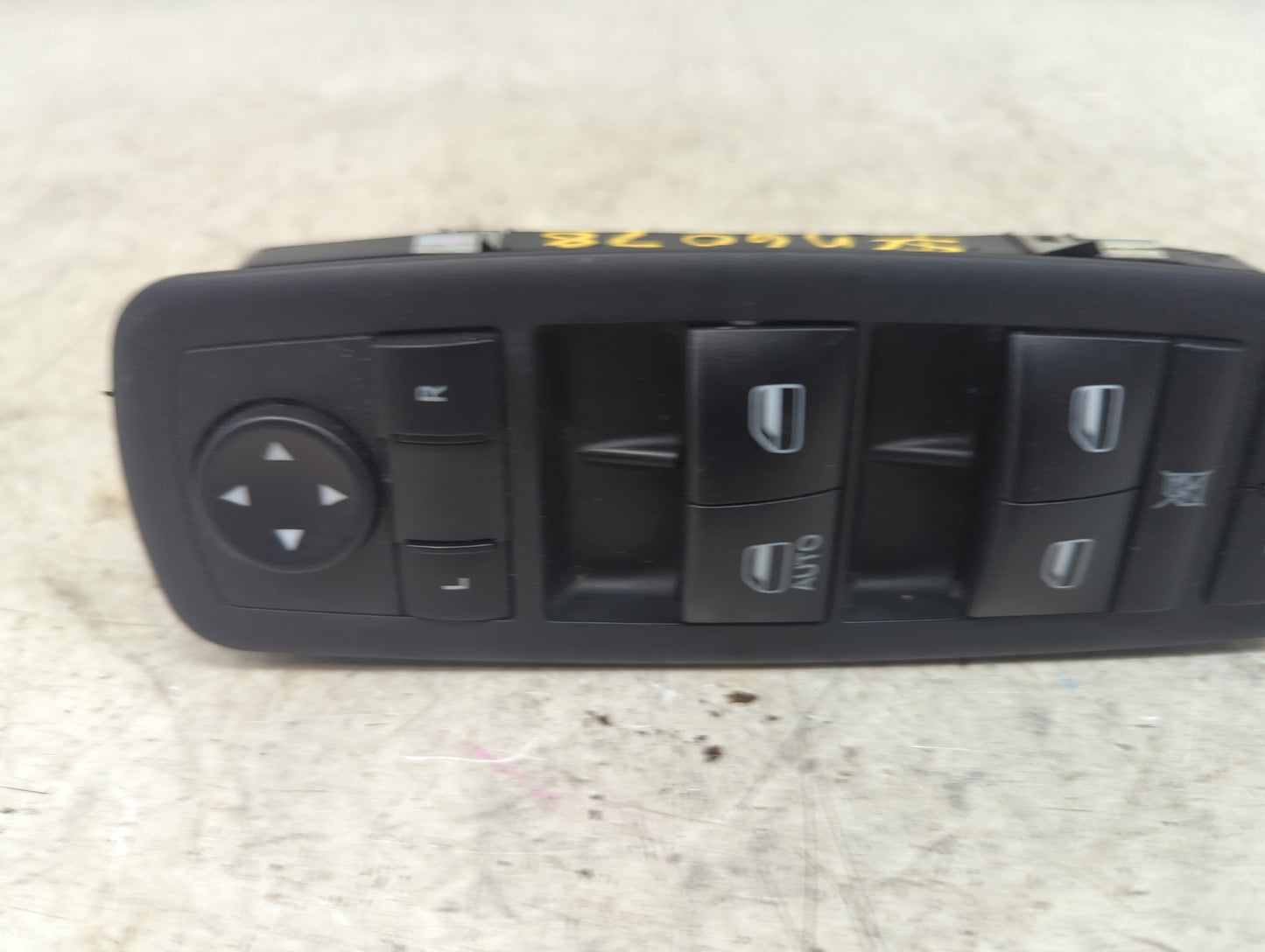 2018-2020 Dodge Journey Master Power Window Switch Replacement Driver Side Left P/N:68307001AC 10139862 Fits Fits 2018 2019 