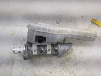 compare product 2018 Dodge Journey Brake Master Cylinder 1496919