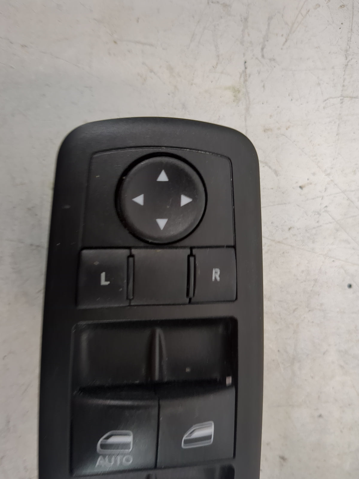 2018-2020 Dodge Journey Master Power Window Switch Replacement Driver Side Left P/N:68307001AC 10139862 Fits Fits 2018 2019 