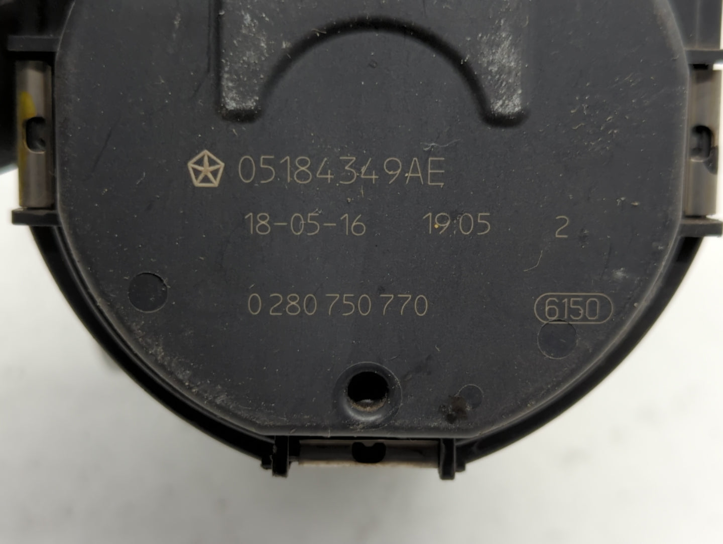 2011-2017 Dodge Journey Throttle Body P/N:05184349AF 05184349AD, 05184349AB Fits Fits 2011 2012 2013 2014 2015 2016 2017 201