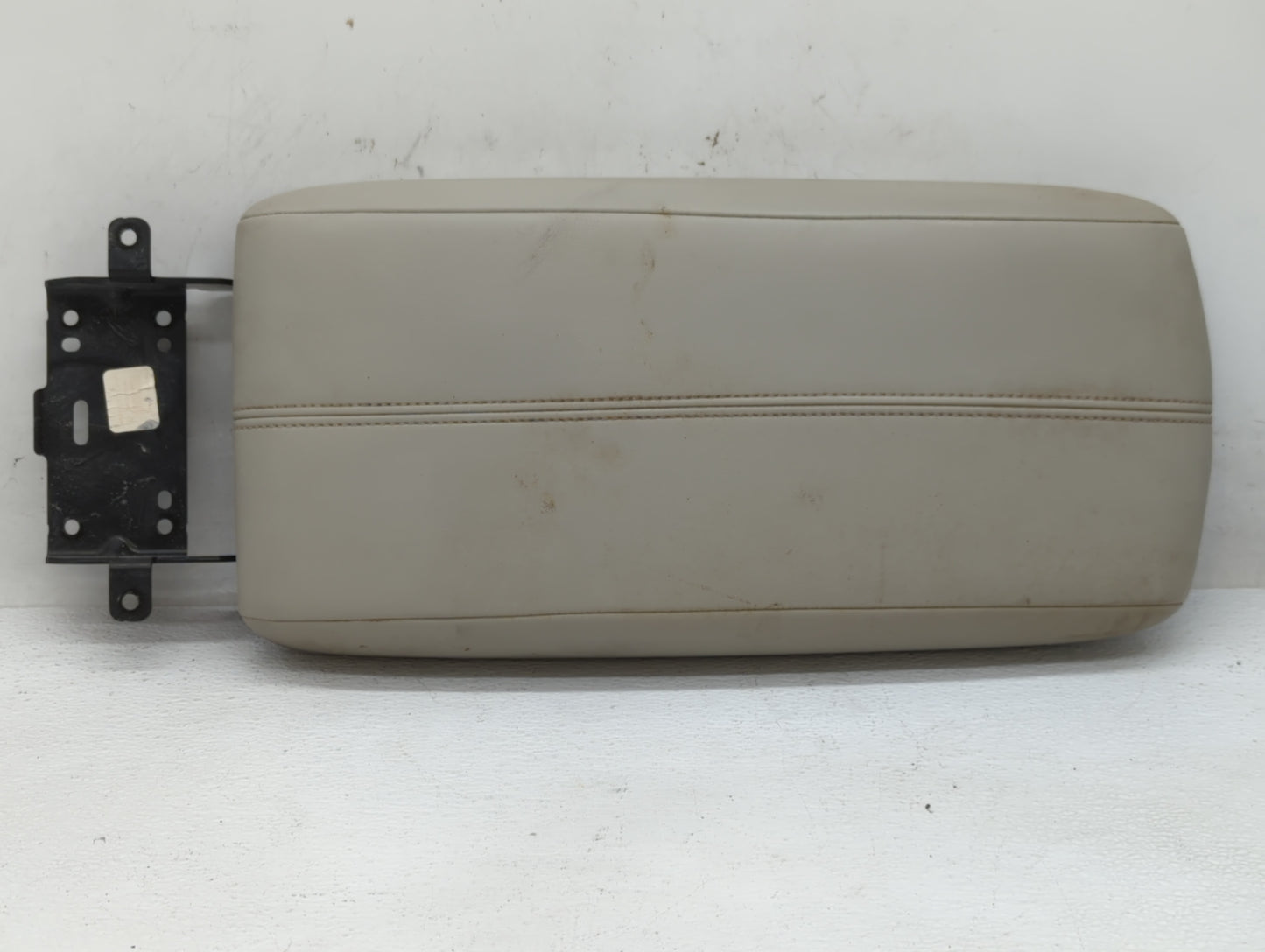 Dodge Journey Center Console Armrest Cover Lid Cream - Oemusedautoparts1.com
