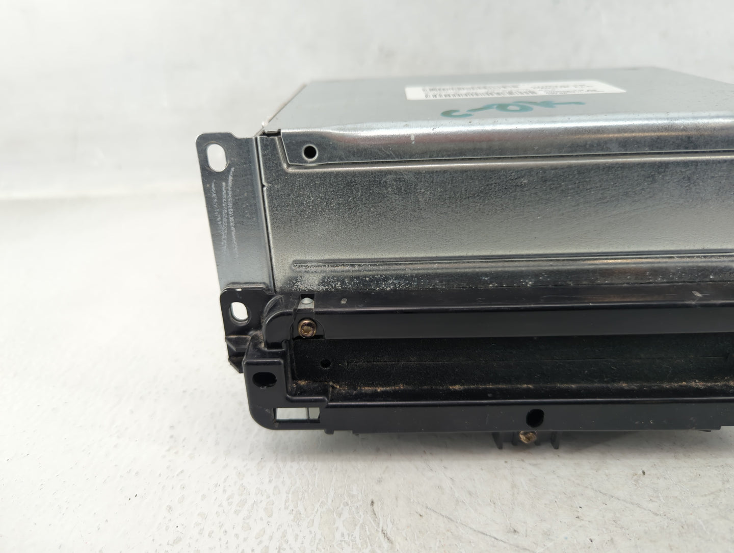 2018-2020 Dodge Journey Am Fm Cd Player Radio Receiver - Oemusedautoparts1.com