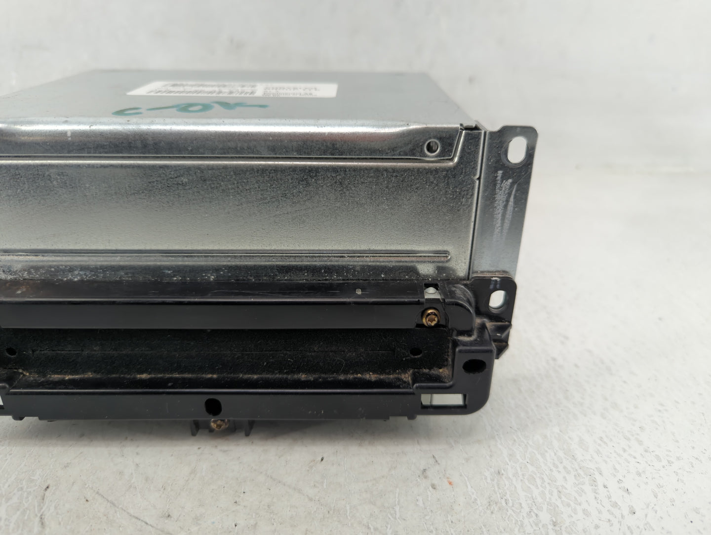 2018-2020 Dodge Journey Am Fm Cd Player Radio Receiver - Oemusedautoparts1.com
