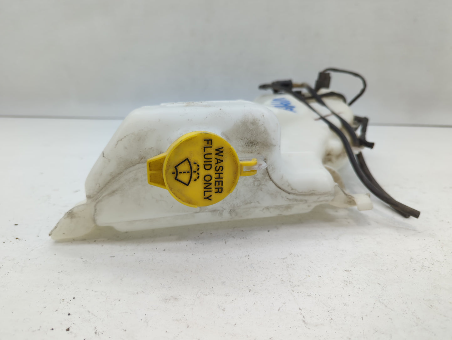 2018 Dodge Journey Windshield Washer Fluid Reservoir Bottle Oem - Oemusedautoparts1.com