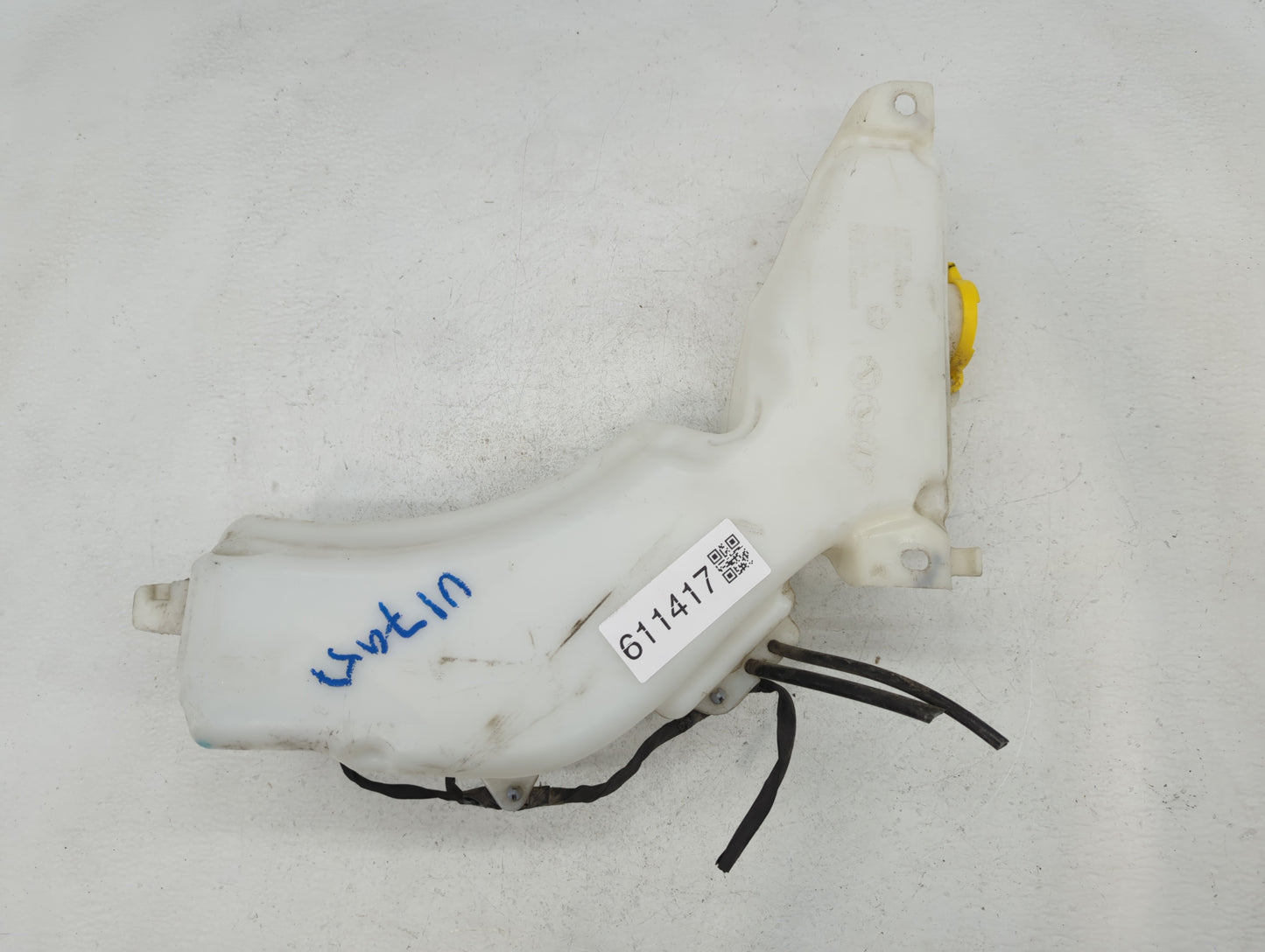 2018 Dodge Journey Windshield Washer Fluid Reservoir Bottle Oem - Oemusedautoparts1.com