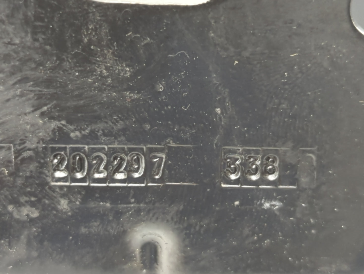 2018 Dodge Journey Center Console Armrest Cover Lid Black - Oemusedautoparts1.com