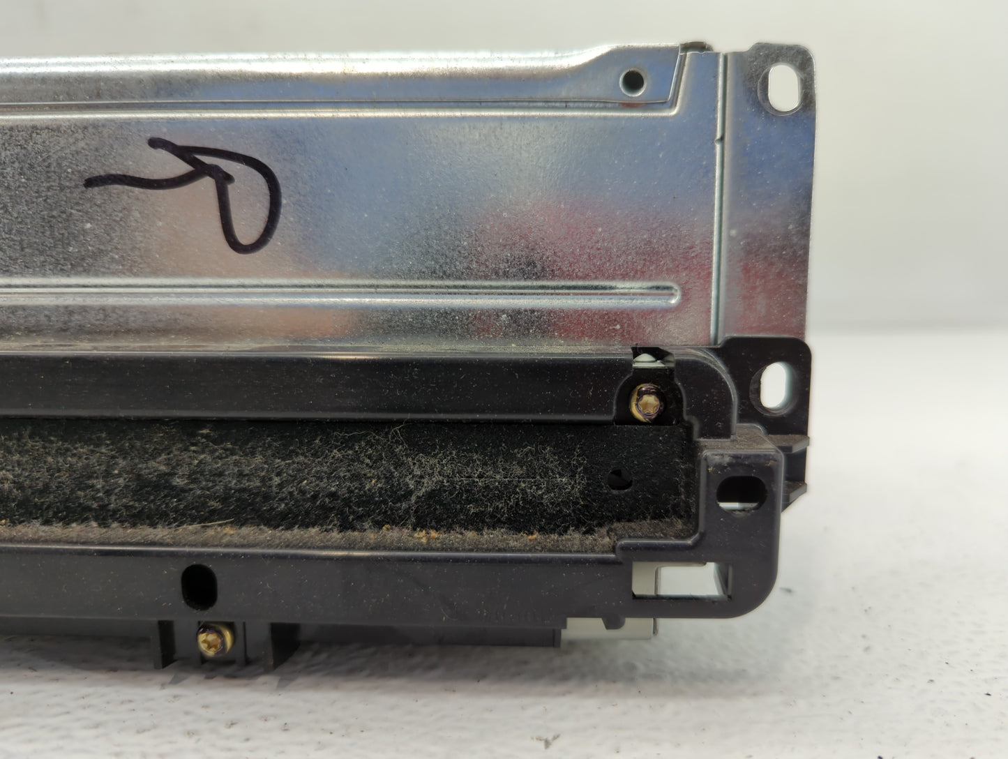 2018-2020 Dodge Journey Radio AM FM Cd Player Receiver Replacement P/N:P68209666AF Fits Fits 2018 2019 2020 OEM Used Auto Pa