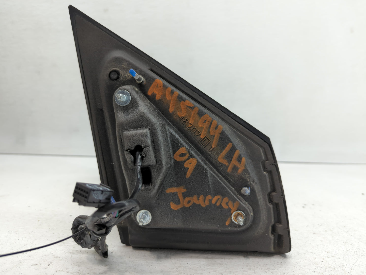 2018 Dodge Journey Driver Side View Mirror - Left Door Mirror OEM Used - Oemusedautoparts1.com