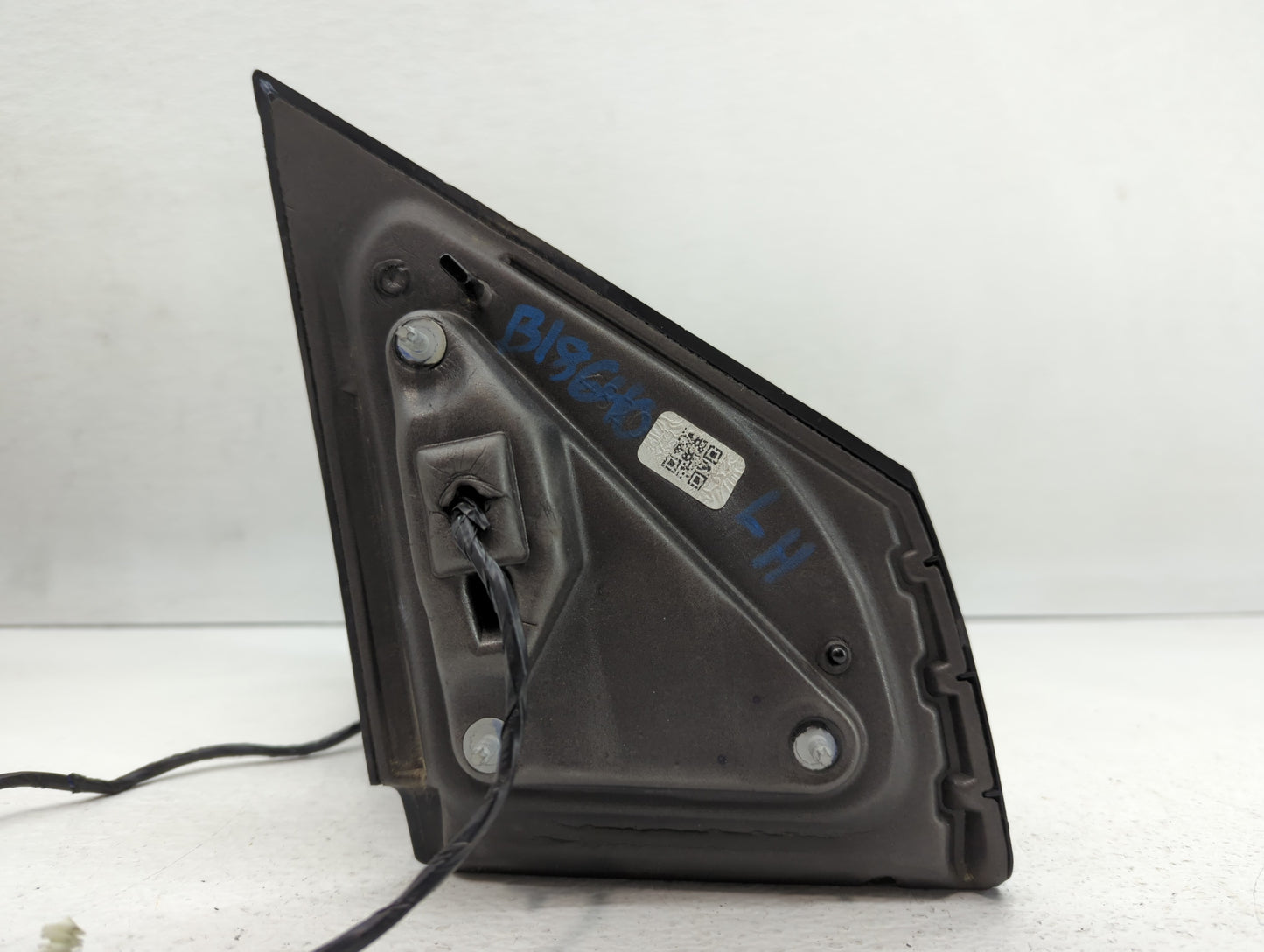 2018 Dodge Journey Driver Side View Mirror - Left Door Mirror OEM Used - Oemusedautoparts1.com