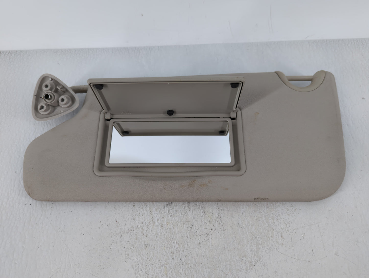 2018 Dodge Journey Sun Visor Shade Replacement Driver Left Mirror Fits OEM Used Auto Parts - Oemusedautoparts1.com