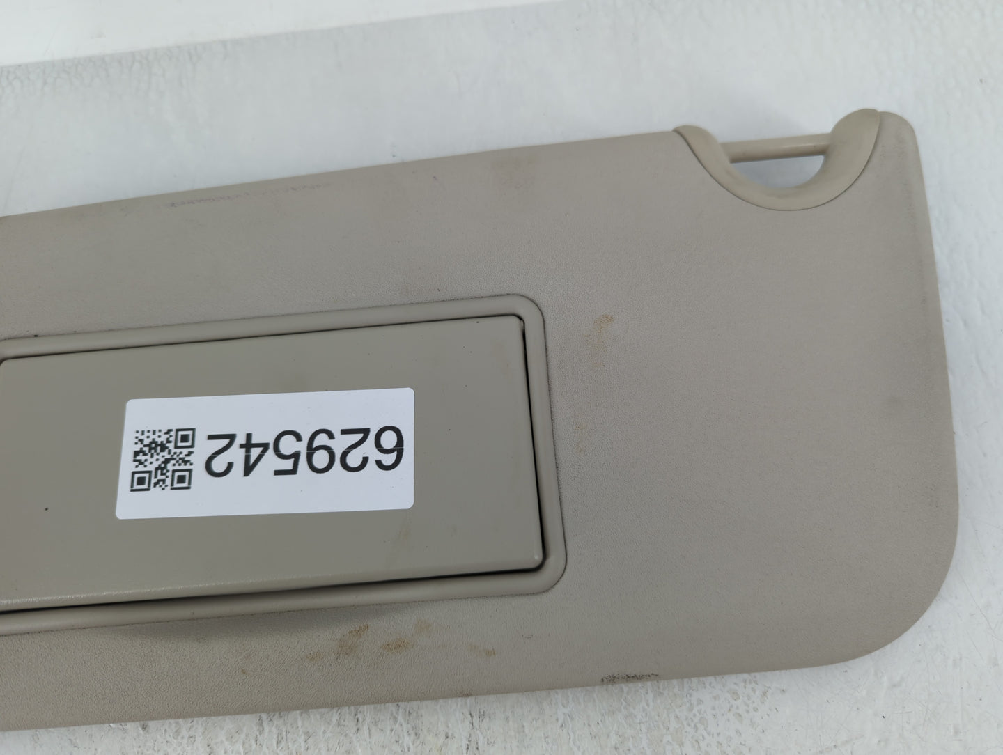 2018 Dodge Journey Sun Visor Shade Replacement Driver Left Mirror Fits OEM Used Auto Parts - Oemusedautoparts1.com