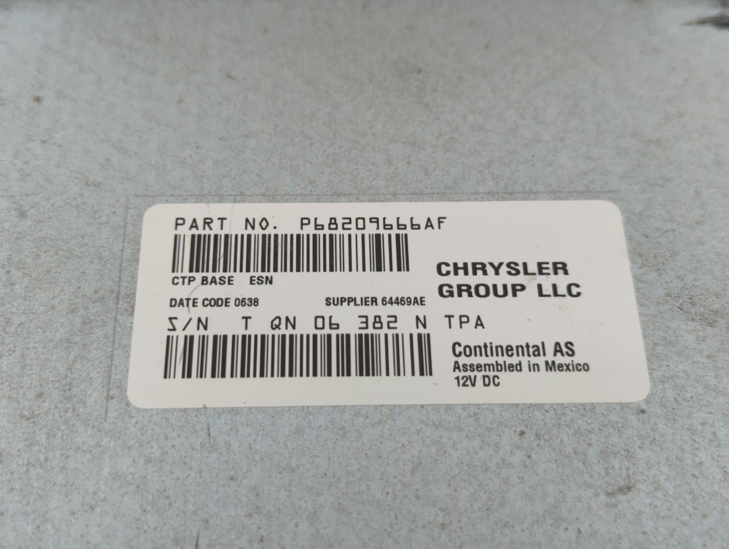 2018-2020 Dodge Journey Radio AM FM Cd Player Receiver Replacement P/N:P68209666AF Fits Fits 2018 2019 2020 OEM Used Auto Pa