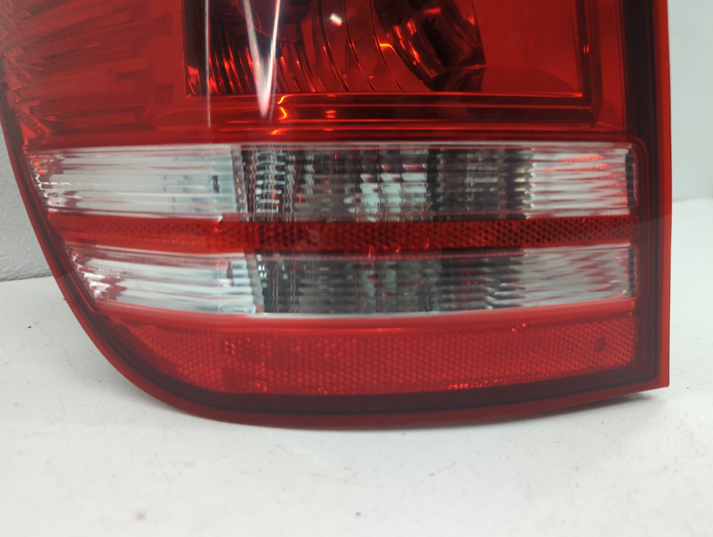 2018 Dodge Journey Tail Light Assembly Driver Left OEM P/N:5031043616 05116291AH Fits OEM Used Auto Parts - Oemusedautoparts