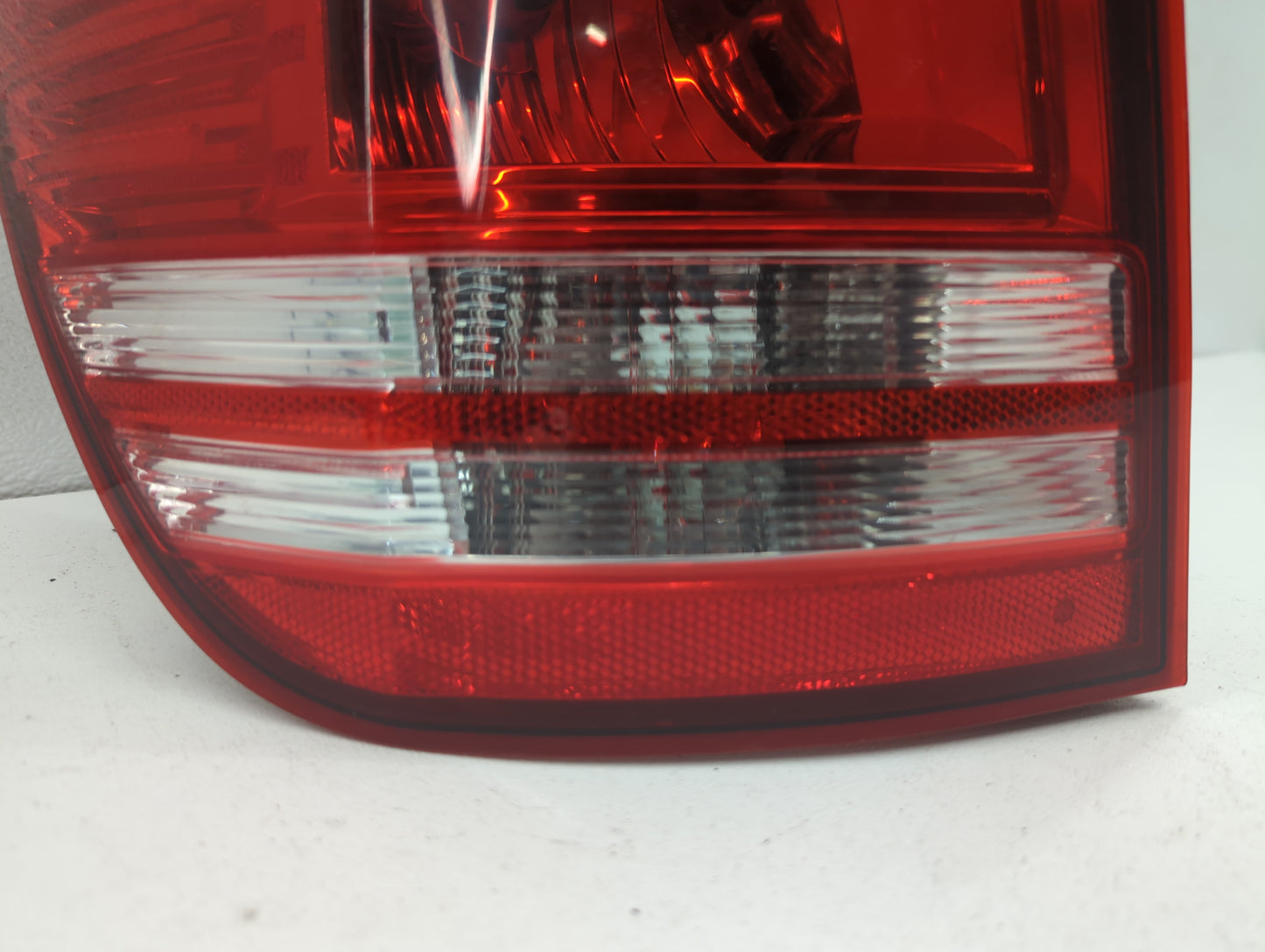 2018 Dodge Journey Tail Light Assembly Driver Left OEM P/N:5031043616 05116291AH Fits OEM Used Auto Parts - Oemusedautoparts
