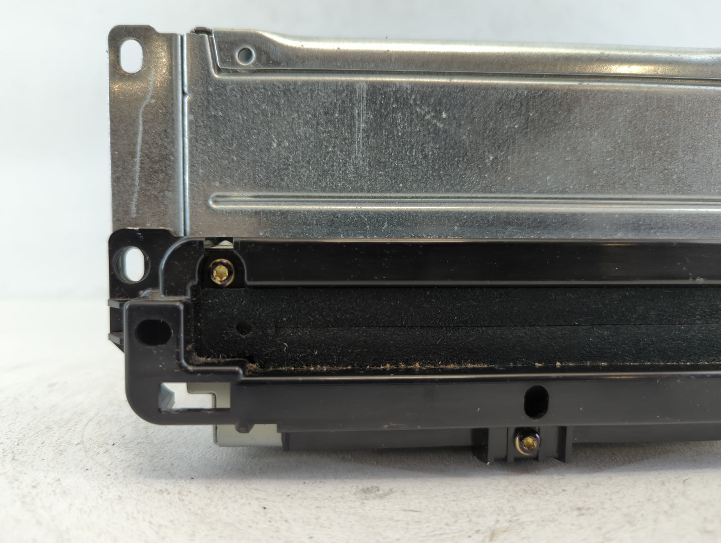 2018-2020 Dodge Journey Am Fm Cd Player Radio Receiver - Oemusedautoparts1.com