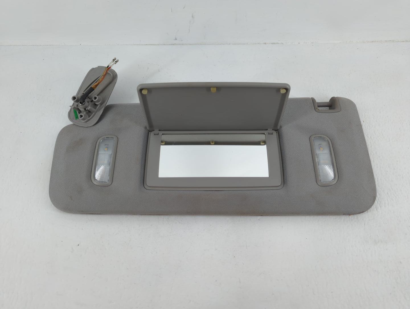 2011-2020 Dodge Journey Sun Visor Shade Replacement Passenger Right Mirror Fits OEM Used Auto Parts - Oemusedautoparts1.com