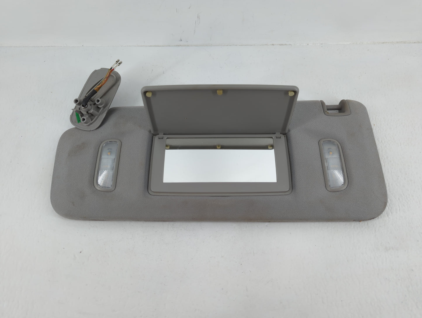 2011-2020 Dodge Journey Sun Visor Shade Replacement Passenger Right Mirror Fits OEM Used Auto Parts - Oemusedautoparts1.com