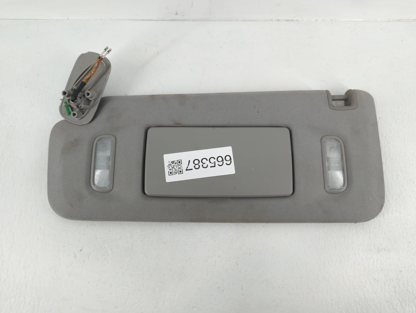 2011-2020 Dodge Journey Sun Visor Shade Replacement Passenger Right Mirror Fits OEM Used Auto Parts - Oemusedautoparts1.com