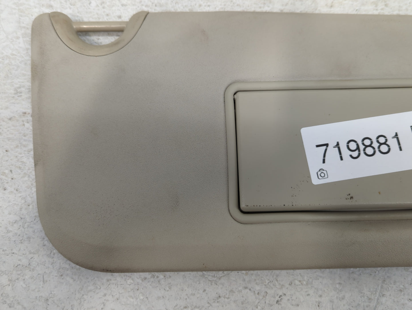 2018 Dodge Journey Sun Visor Shade Replacement Driver Left Mirror Fits OEM Used Auto Parts - Oemusedautoparts1.com