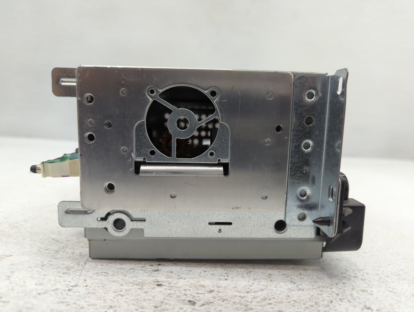 2018-2020 Dodge Journey Am Fm Cd Player Radio Receiver - Oemusedautoparts1.com