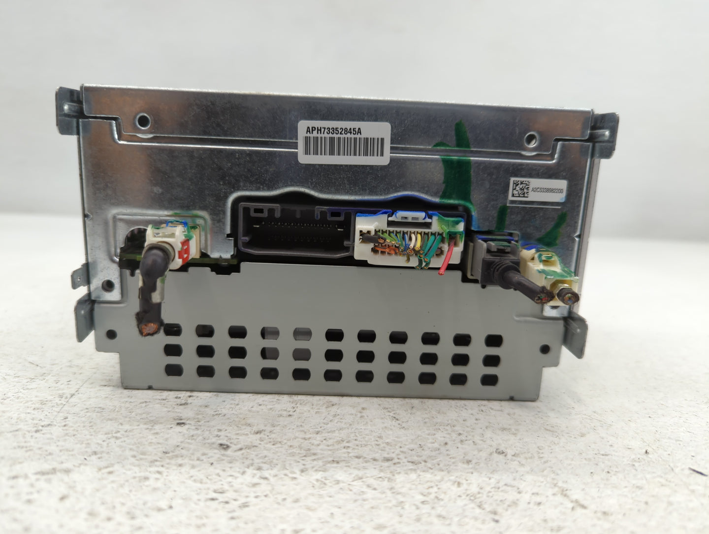 2018-2020 Dodge Journey Am Fm Cd Player Radio Receiver - Oemusedautoparts1.com