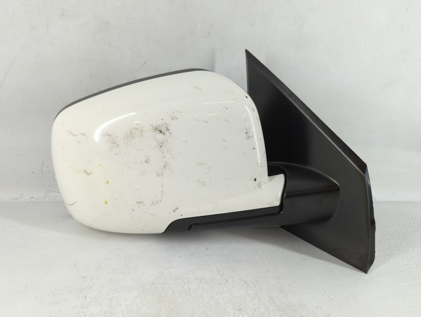2018 Dodge Journey Passenger Side View Mirror - Right Door Mirror OEM Used - Oemusedautoparts1.com