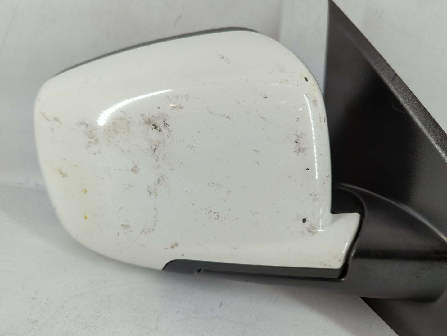 2018 Dodge Journey Passenger Side View Mirror - Right Door Mirror OEM Used - Oemusedautoparts1.com