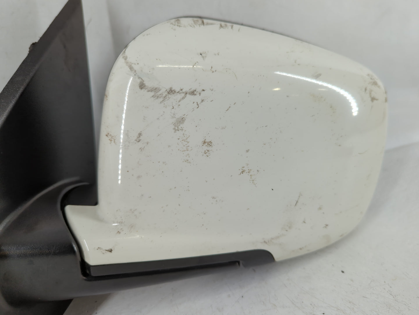 2018 Dodge Journey Driver Side View Mirror - Left Door Mirror OEM Used - Oemusedautoparts1.com