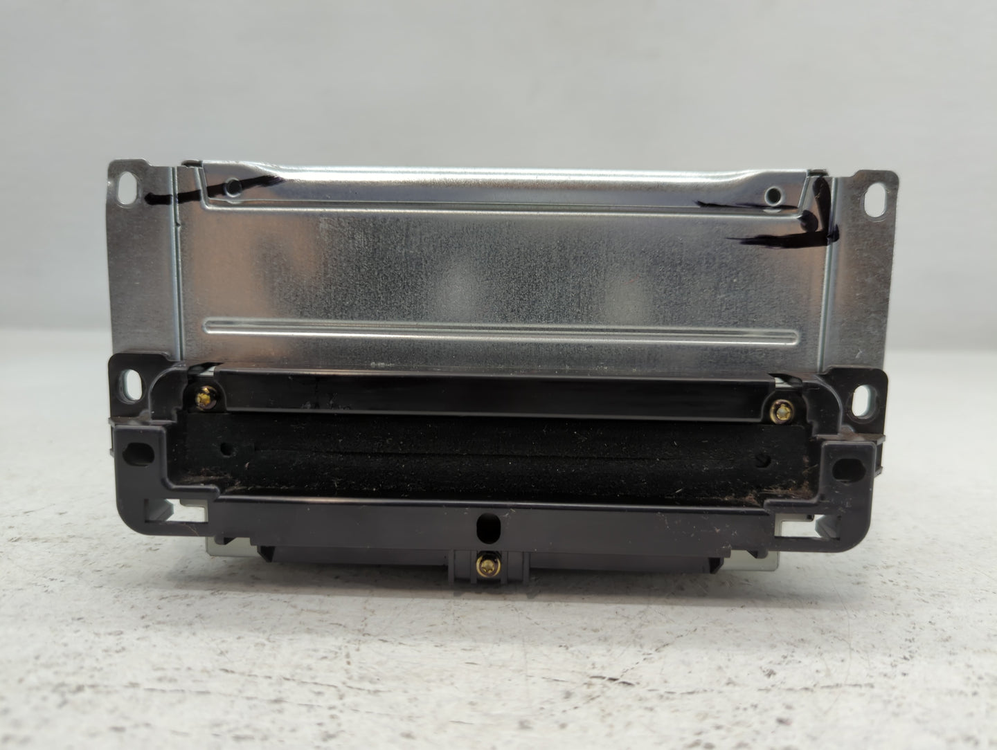 2018-2020 Dodge Journey Am Fm Cd Player Radio Receiver - Oemusedautoparts1.com