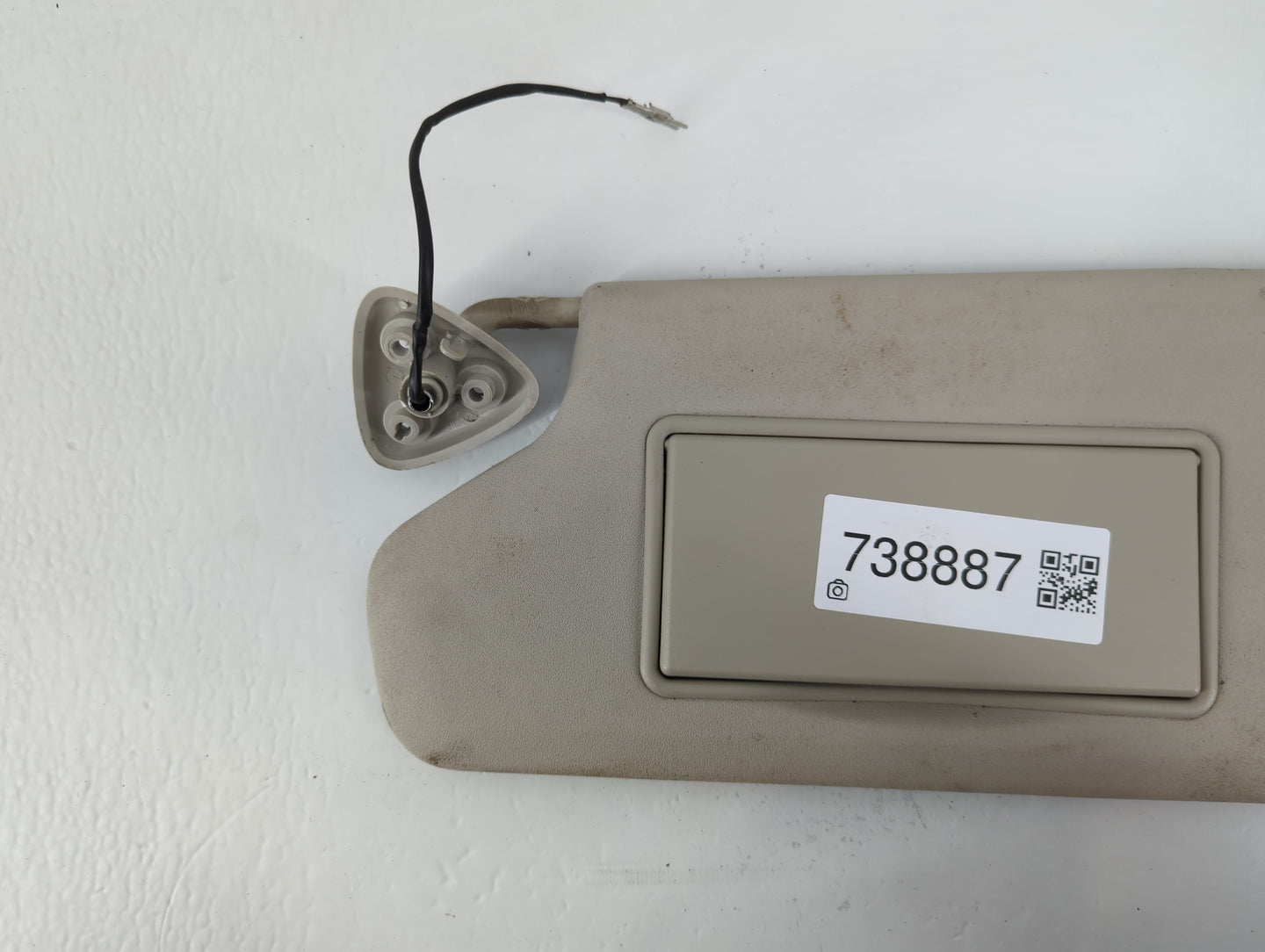 2011-2020 Dodge Journey Sun Visor Shade Replacement Passenger Right Mirror Fits OEM Used Auto Parts - Oemusedautoparts1.com