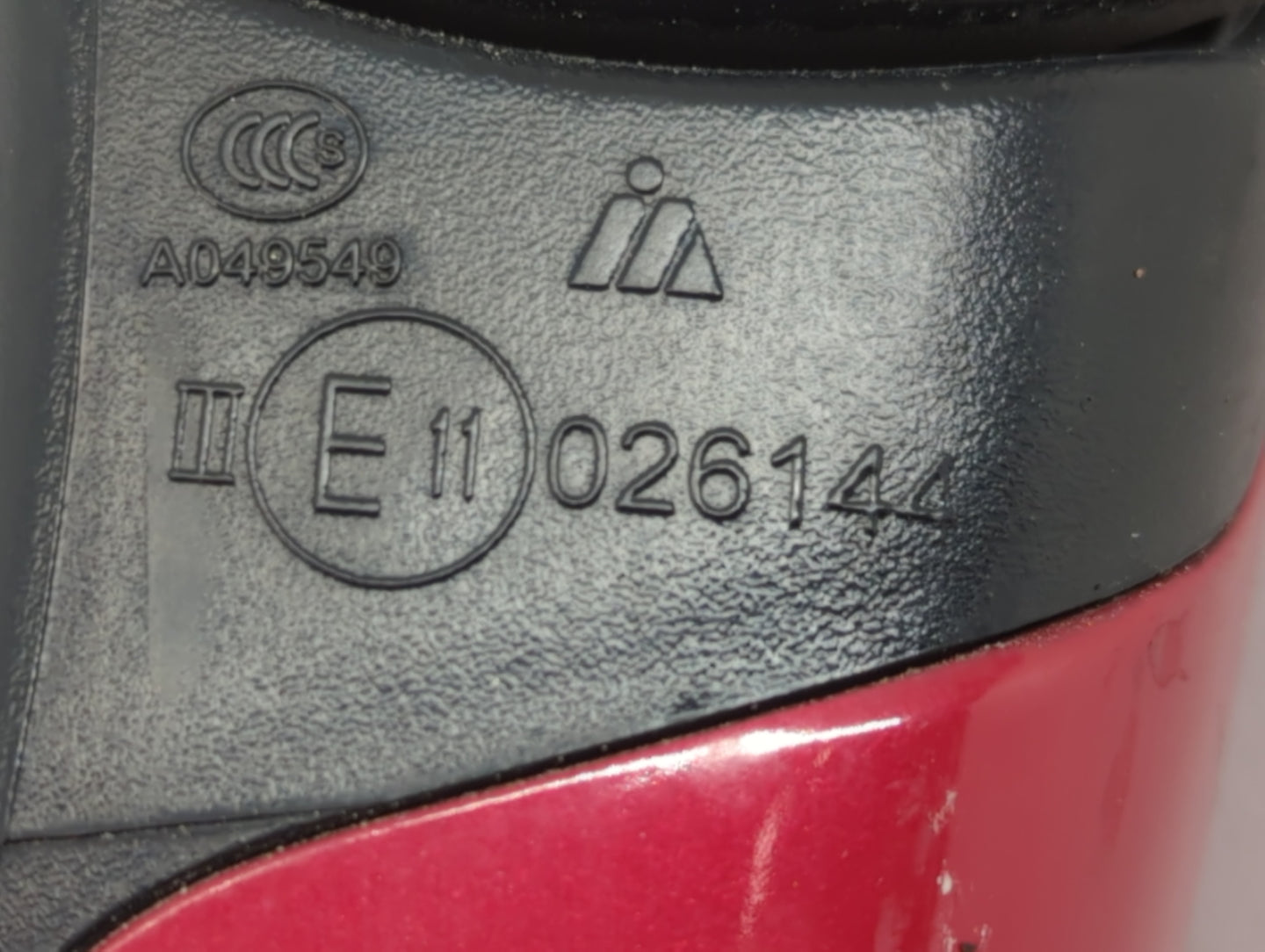 2018 Dodge Journey Side Mirror Replacement Driver Left View Door Mirror P/N:IIIE11026144 Fits OEM Used Auto Parts - Oemuseda