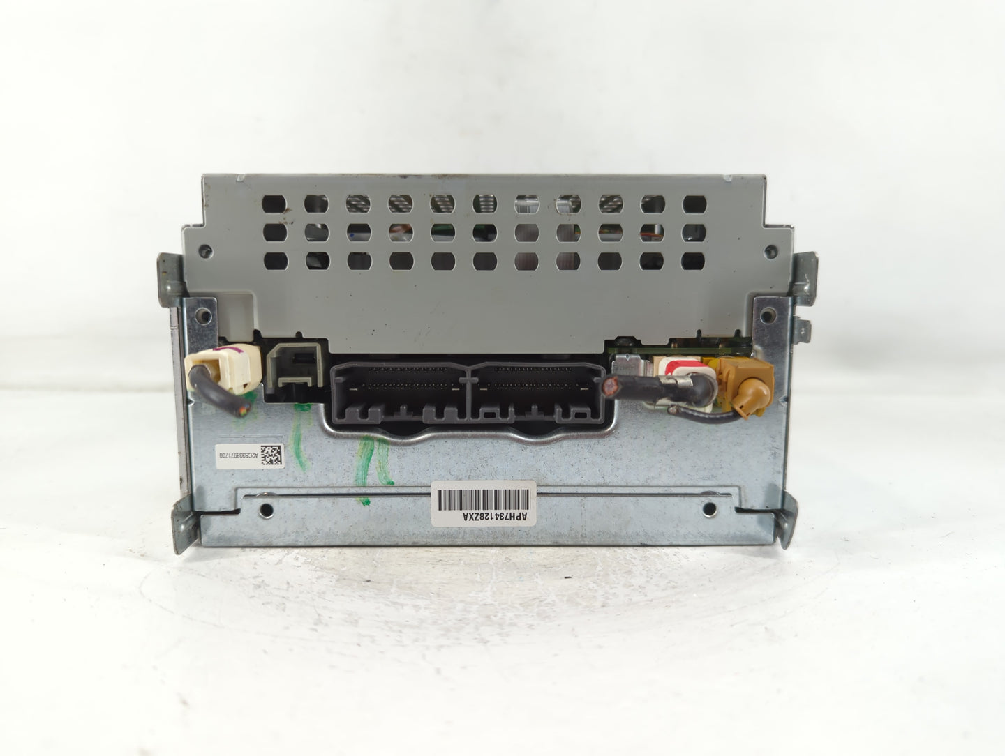 2018-2020 Dodge Journey Radio AM FM Cd Player Receiver Replacement P/N:P68209665AF Fits Fits 2018 2019 2020 OEM Used Auto Pa