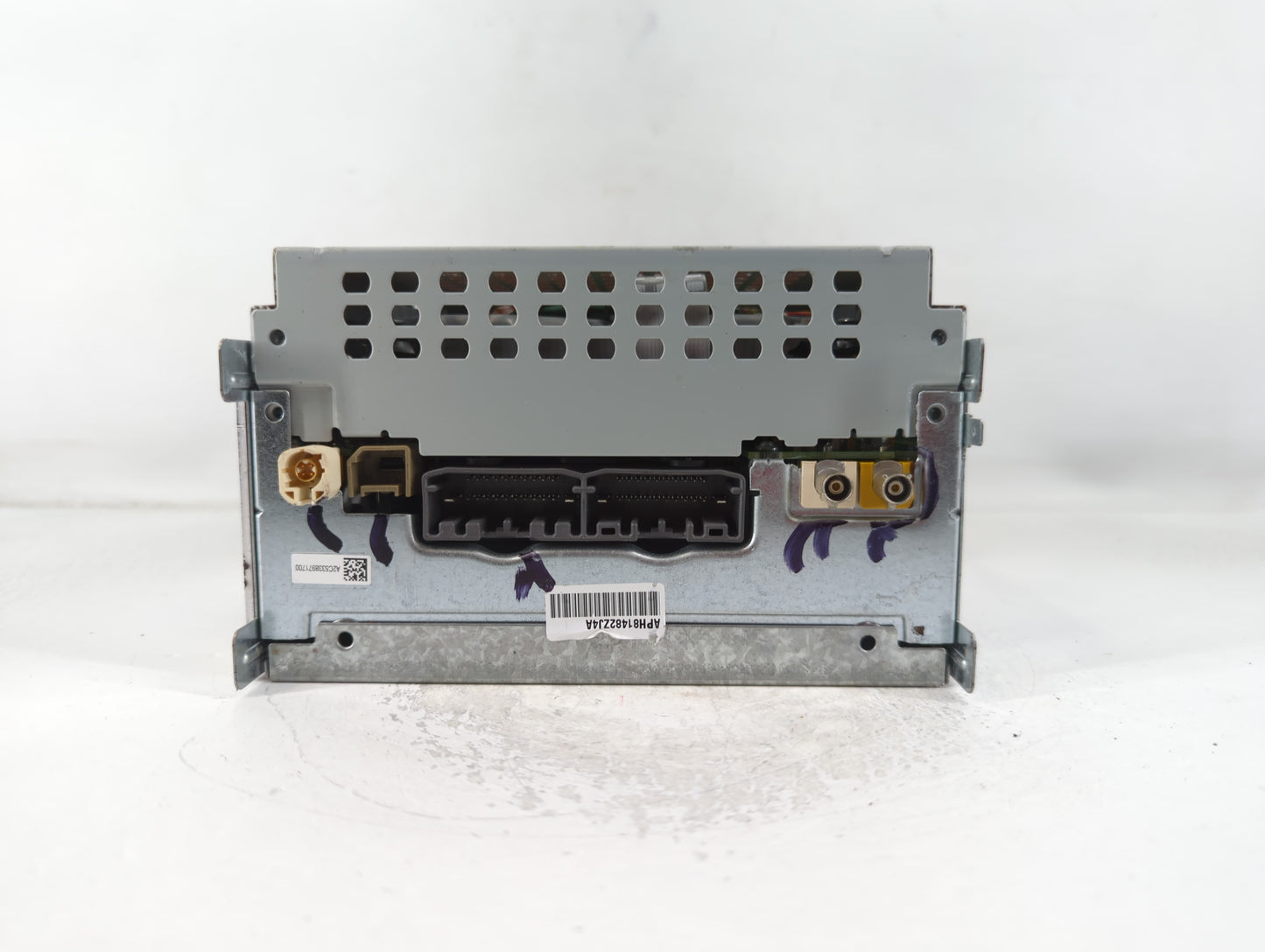 2018-2020 Dodge Journey Am Fm Cd Player Radio Receiver - Oemusedautoparts1.com