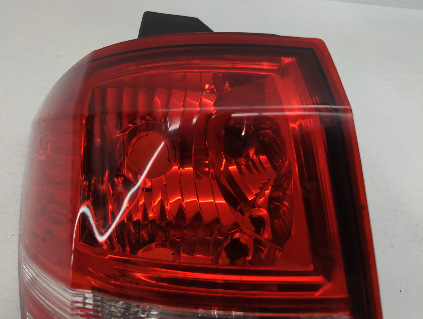 2018 Dodge Journey Tail Light Assembly Driver Left OEM P/N:05116291AH 5031045559 Fits OEM Used Auto Parts - Oemusedautoparts