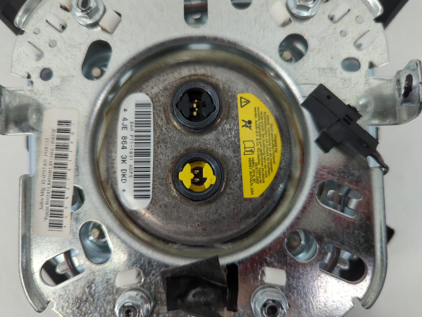 2020 Dodge Journey Air Bag Driver Left Steering Wheel Mounted P/N:4JE 864 3K DKD Fits OEM Used Auto Parts - Oemusedautoparts