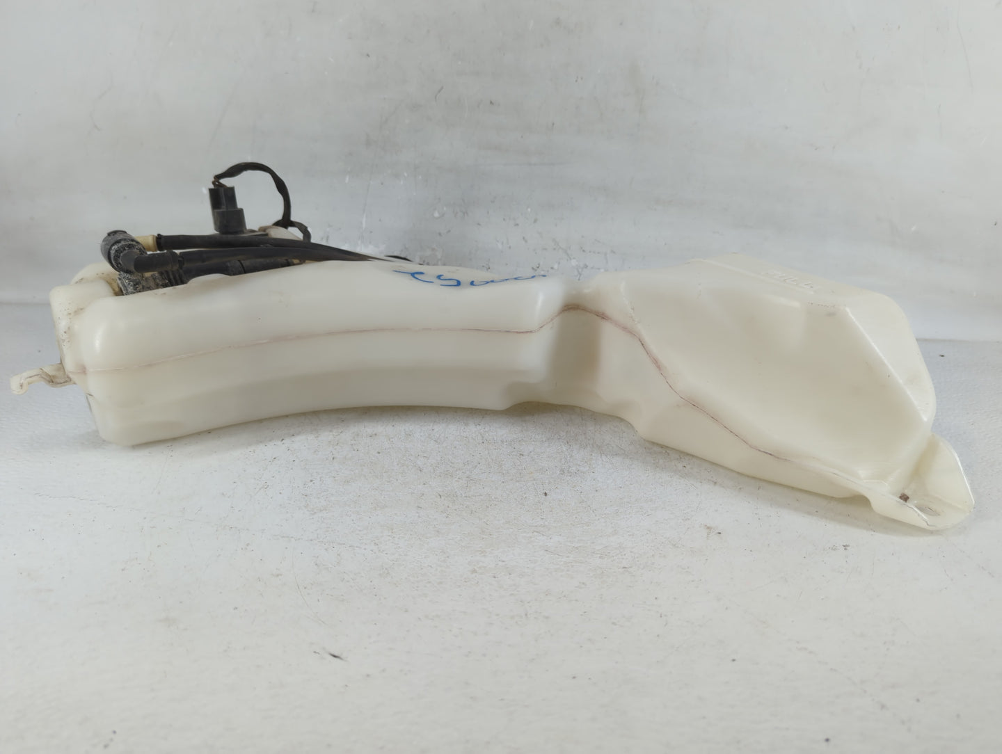 2018 Dodge Journey Windshield Washer Fluid Reservoir Bottle Oem - Oemusedautoparts1.com