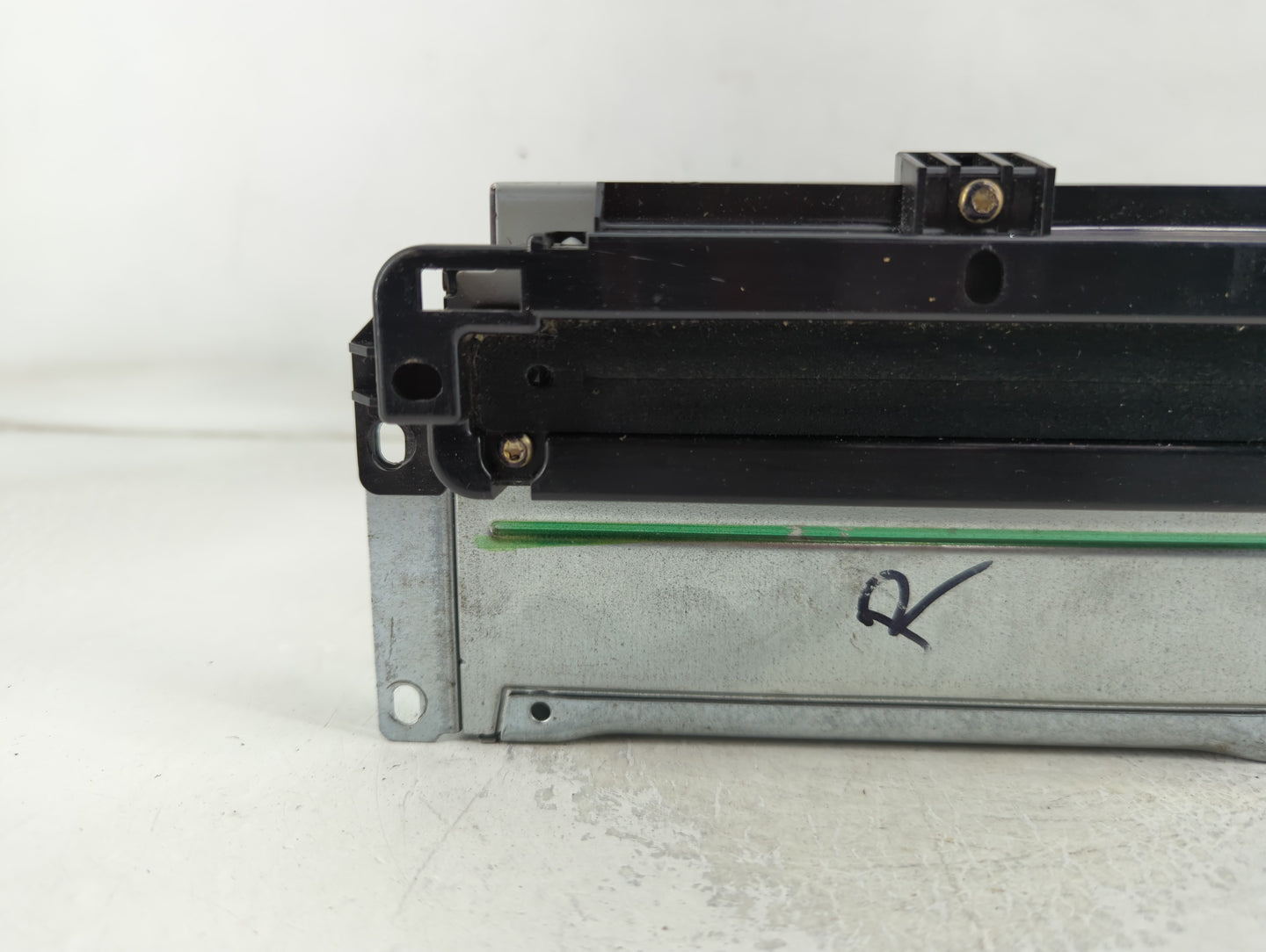 2018-2020 Dodge Journey Radio AM FM Cd Player Receiver Replacement P/N:P68207665AF Fits Fits 2018 2019 2020 OEM Used Auto Pa