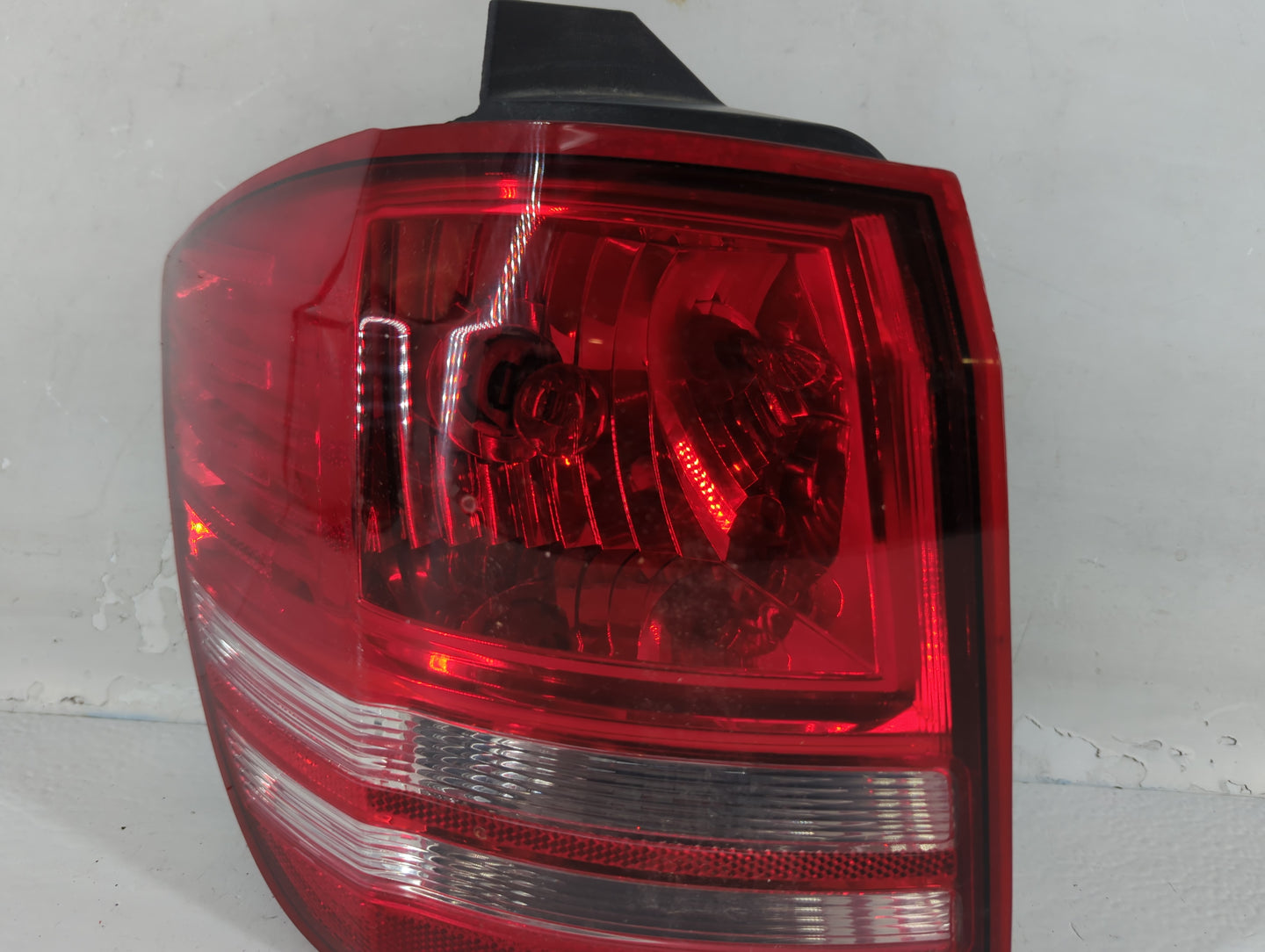 2018 Dodge Journey Tail Light Assembly Driver Left OEM P/N:05116291AH Fits OEM Used Auto Parts - Oemusedautoparts1.com