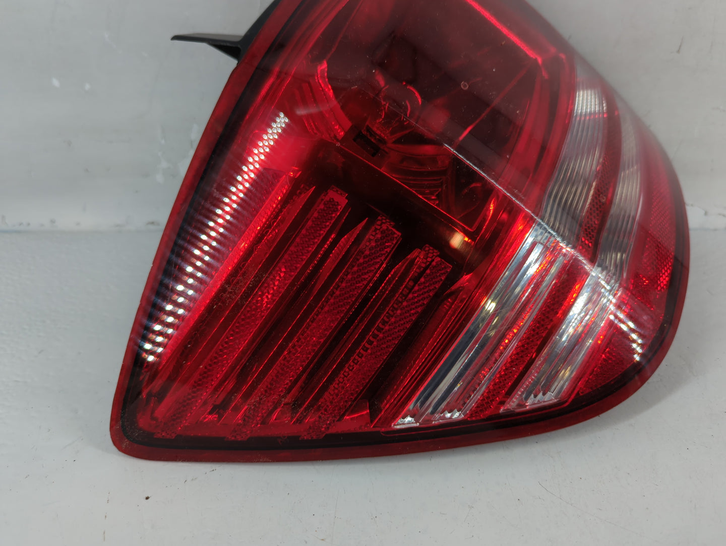 2018 Dodge Journey Tail Light Assembly Driver Left OEM P/N:05116291AH Fits OEM Used Auto Parts - Oemusedautoparts1.com