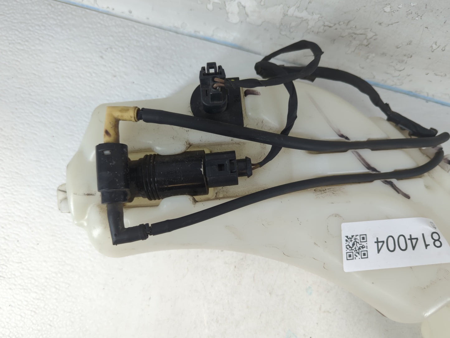 2018 Dodge Journey Windshield Washer Fluid Reservoir Bottle Oem - Oemusedautoparts1.com