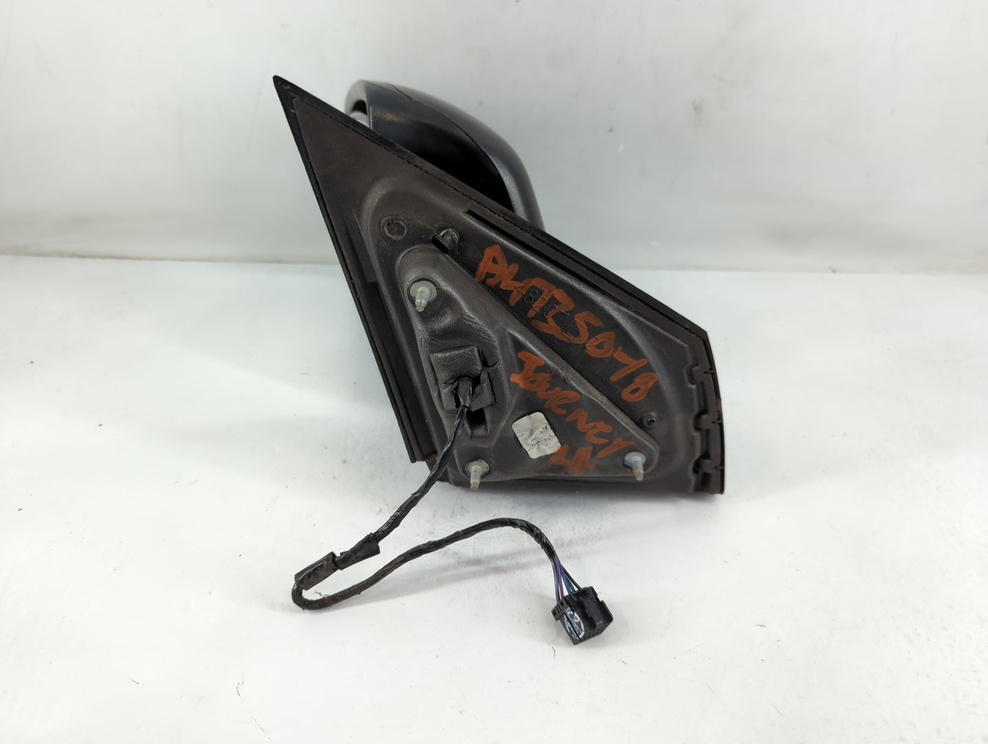 2018 Dodge Journey Side Mirror Replacement Driver Left View Door Mirror P/N:E11026144 Fits OEM Used Auto Parts - Oemusedauto