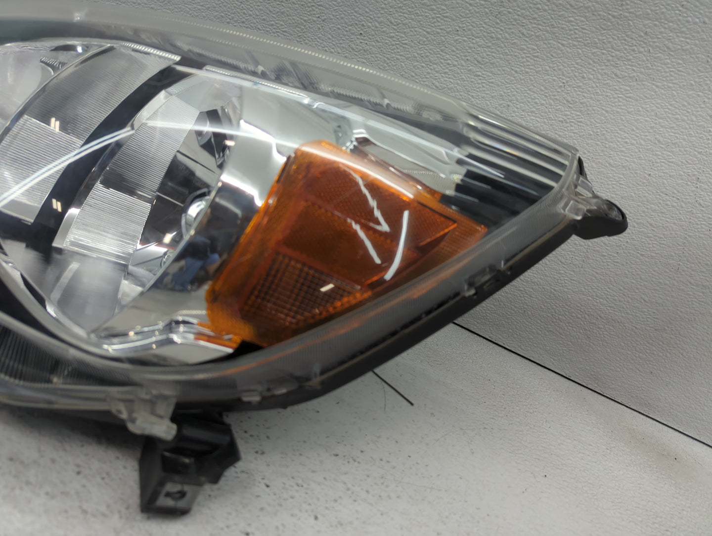 2018 Dodge Mirada Driver Left Oem Head Light Headlight Lamp - Oemusedautoparts1.com