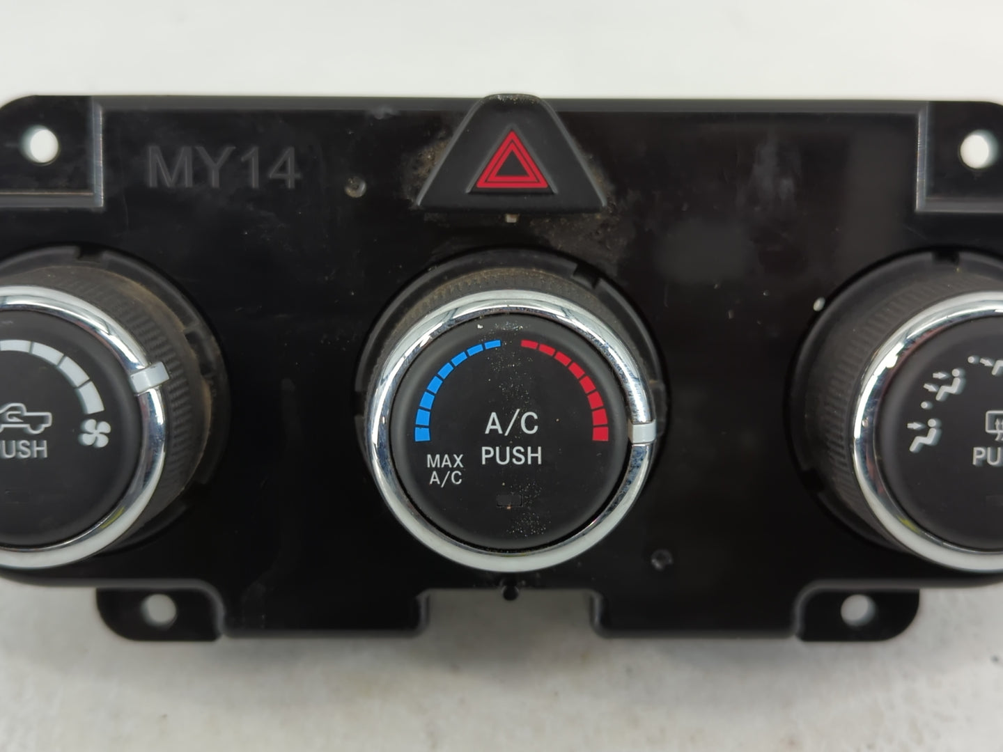 2018 Dodge Ram 1500 Climate Control Module Temperature AC/Heater Replacement P/N:P68268190AA Fits OEM Used Auto Parts - Oemu