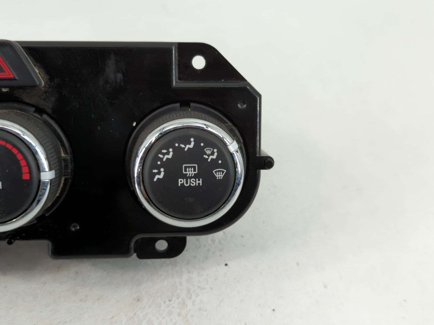 2018 Dodge Ram 1500 Climate Control Module Temperature AC/Heater Replacement P/N:P68268190AA Fits OEM Used Auto Parts - Oemu