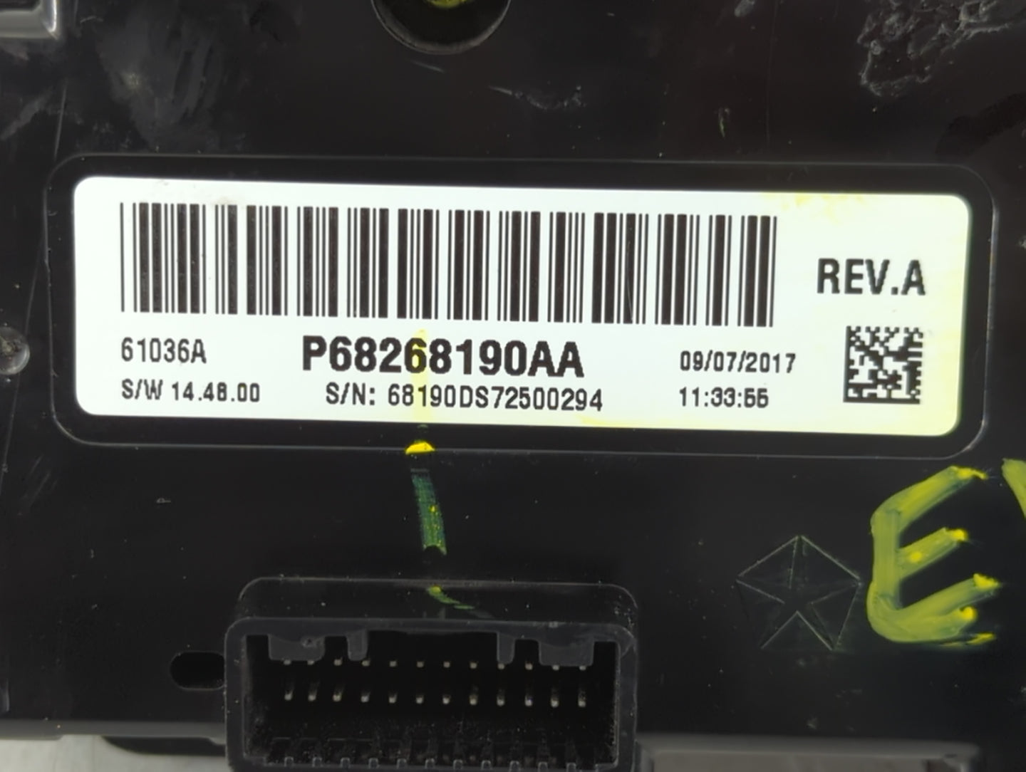 2018 Dodge Ram 1500 Climate Control Module Temperature AC/Heater Replacement P/N:P68268190AA Fits OEM Used Auto Parts - Oemu