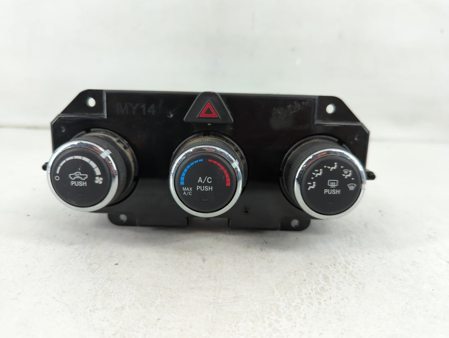 2018 Dodge Ram 1500 Climate Control Module Temperature AC/Heater Replacement P/N:P68268190AA Fits OEM Used Auto Parts - Oemu