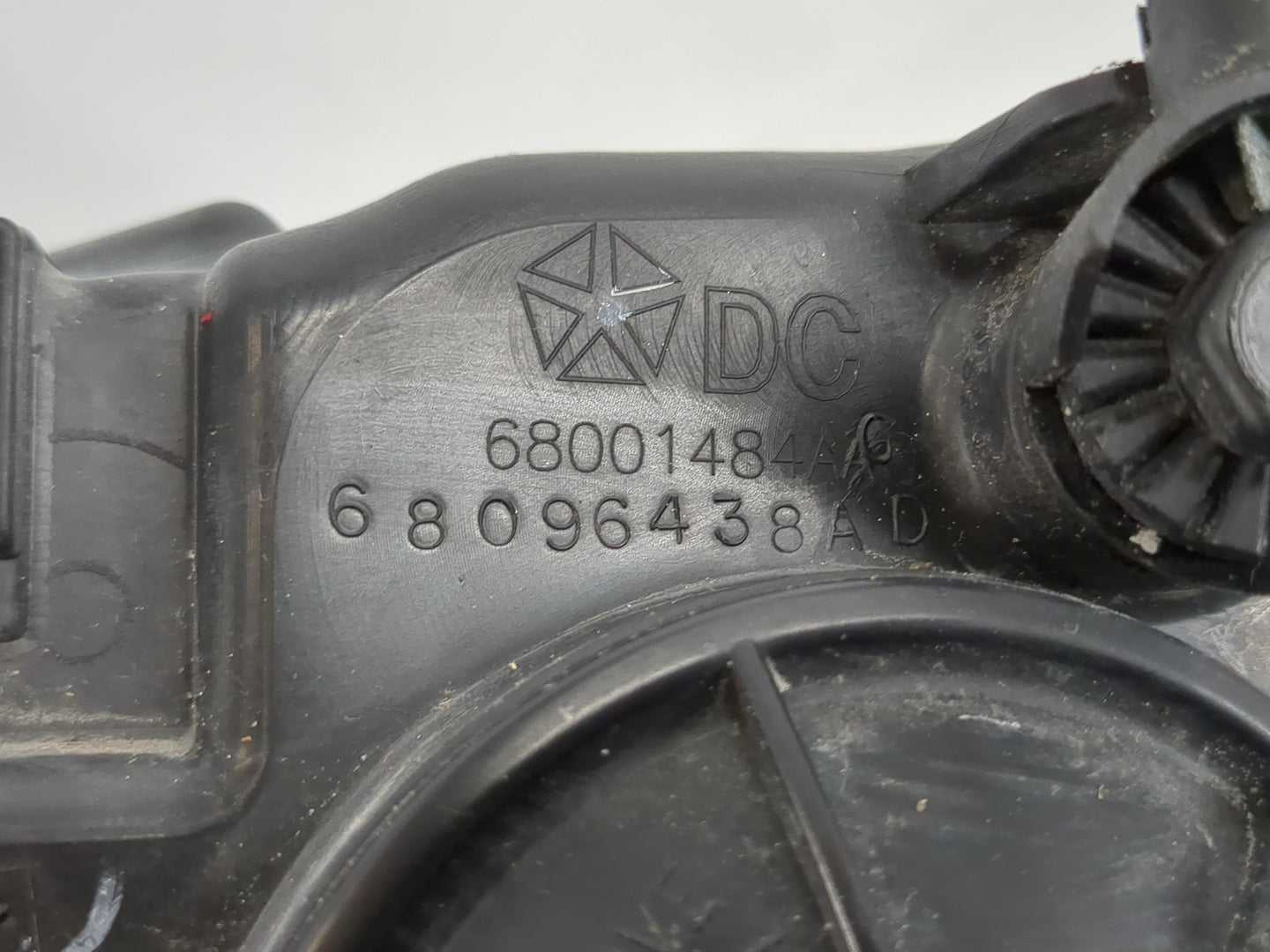 Dodge Ram 1500 Driver Left Oem Head Light Headlight Lamp - Oemusedautoparts1.com