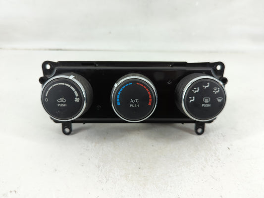 2018 Dodge Ram 1500 Climate Control Module Temperature AC/Heater Replacement P/N:P5NC24DX9AF Fits OEM Used Auto Parts - Oemu