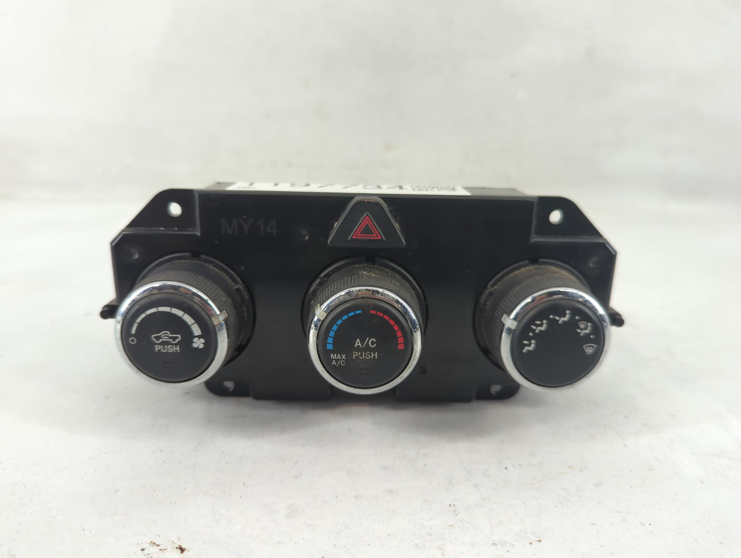 2018 Dodge Ram 1500 Climate Control Module Temperature AC/Heater Replacement P/N:P68268191AA Fits OEM Used Auto Parts - Oemu