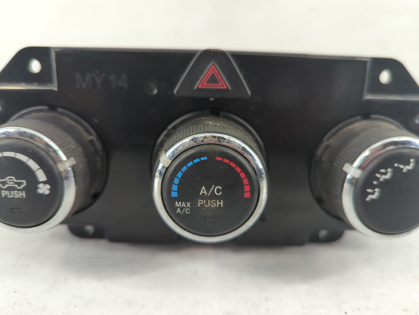 2018 Dodge Ram 1500 Climate Control Module Temperature AC/Heater Replacement P/N:P68268191AA Fits OEM Used Auto Parts - Oemu